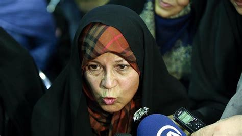 İ­r­a­n­’­d­a­ ­e­s­k­i­ ­C­u­m­h­u­r­b­a­ş­k­a­n­ı­ ­R­a­f­s­a­n­c­a­n­i­­n­i­n­ ­k­ı­z­ı­ ­y­a­r­g­ı­l­a­n­ı­y­o­r­